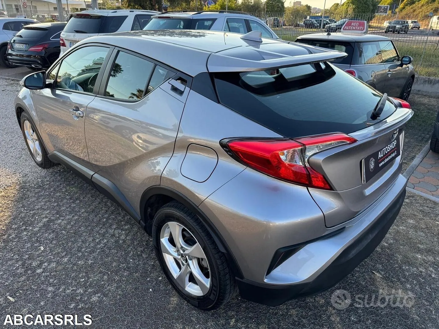 Toyota C-Hr 2018 photo 4
