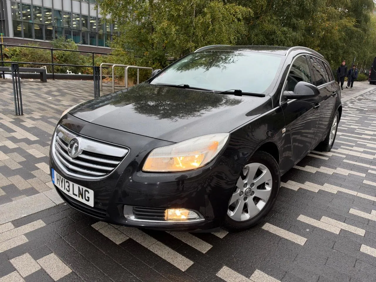 Vauxhall Insignia 2013 photo 3