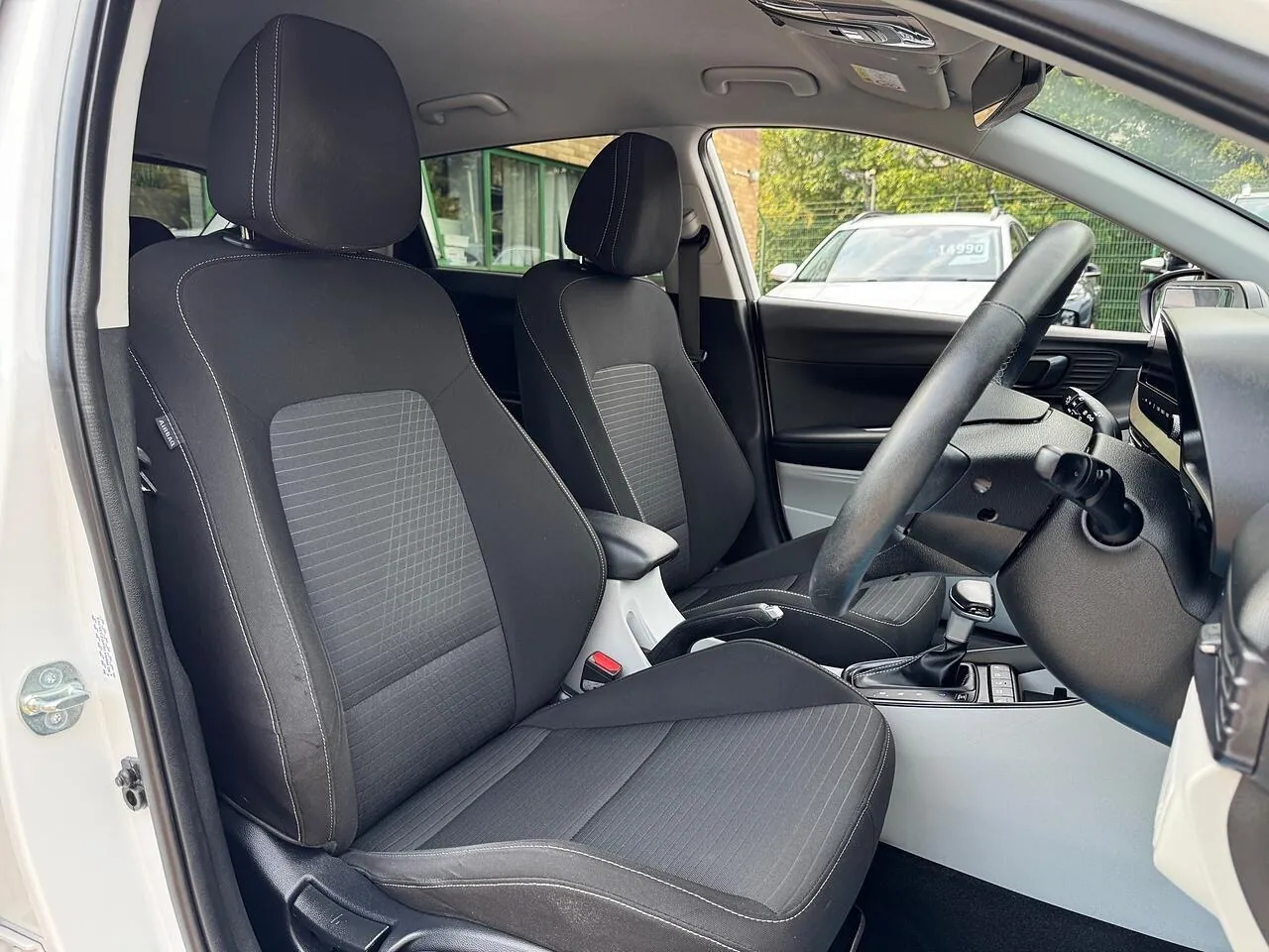 Hyundai I20 2023 photo 2