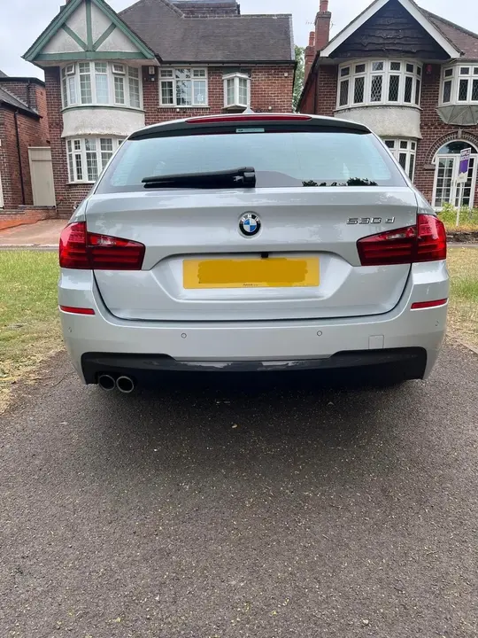 BMW 5 Series 2015 photo 3