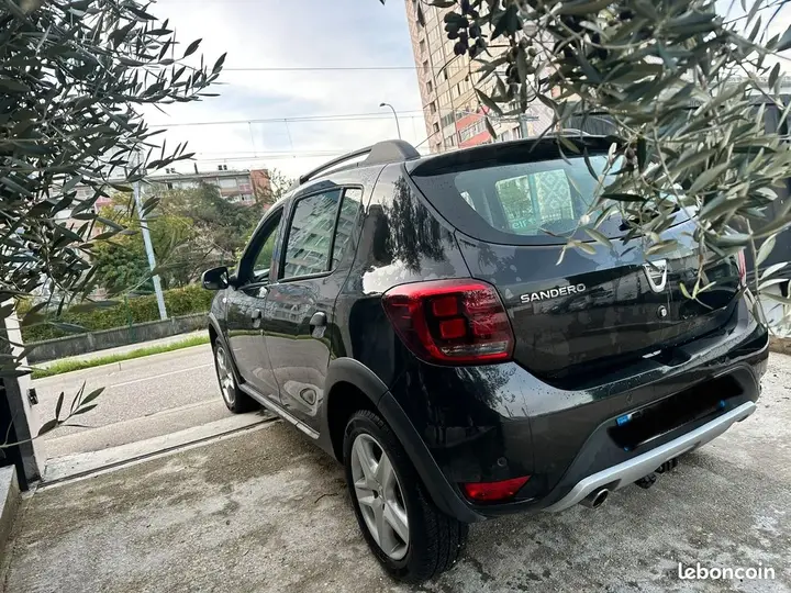 Dacia Sandero 2017 photo 3