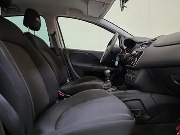 Fiat Punto 2014 photo 2