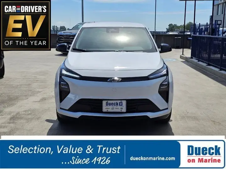 Chevrolet Bolt 2027 photo 3