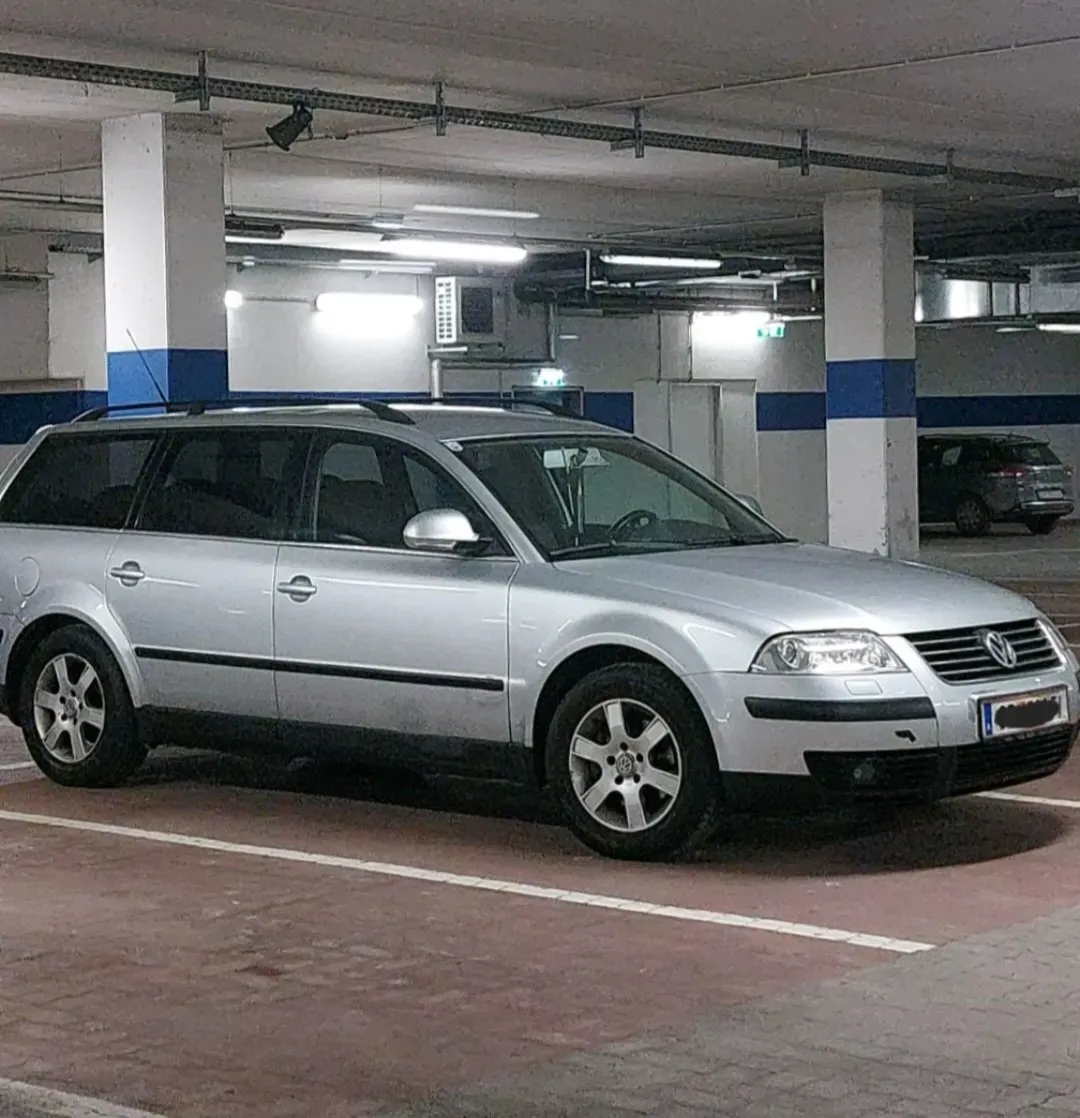 Volkswagen Passat 2004 photo 2