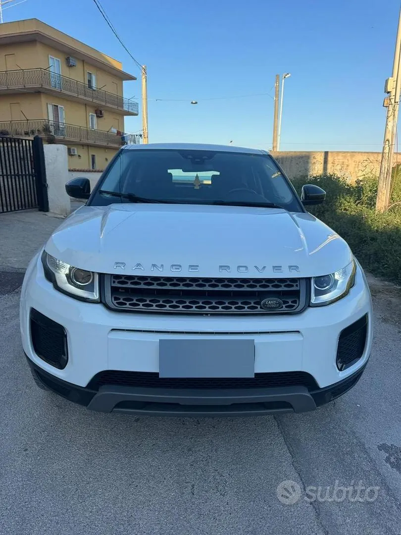 Land Rover Range Rover Evoque 2017 photo 4