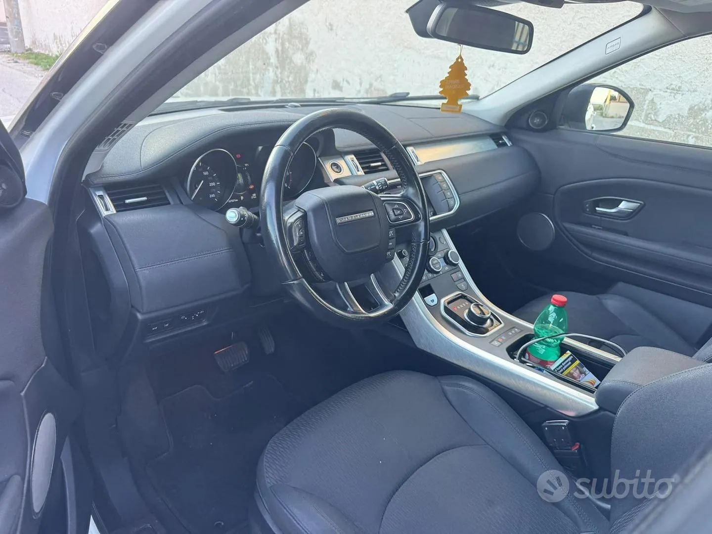 Land Rover Range Rover Evoque 2017 photo 5