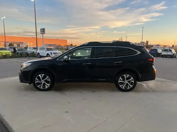 Subaru Outback 2022 photo 4
