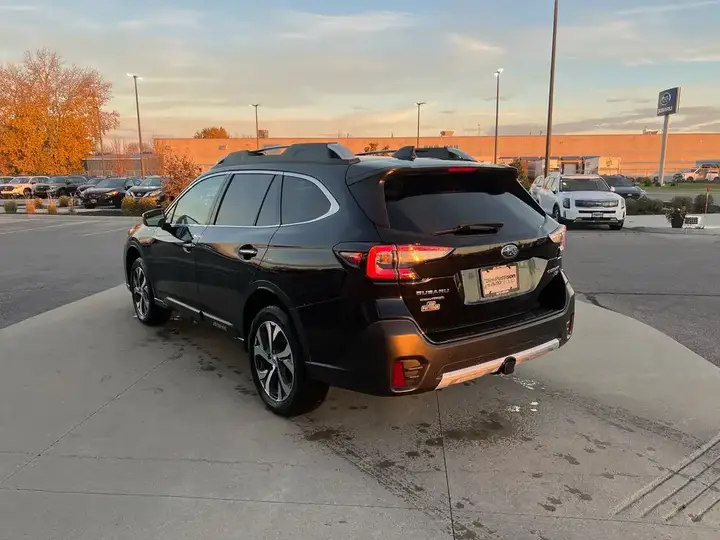 Subaru Outback 2022 photo 5