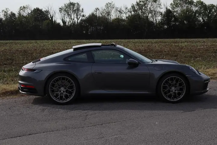 Porsche 911 2023 photo 5