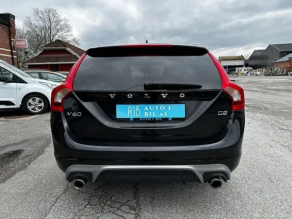 Volvo V60 2015 photo 3