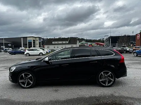 Volvo V60 2015 photo 5