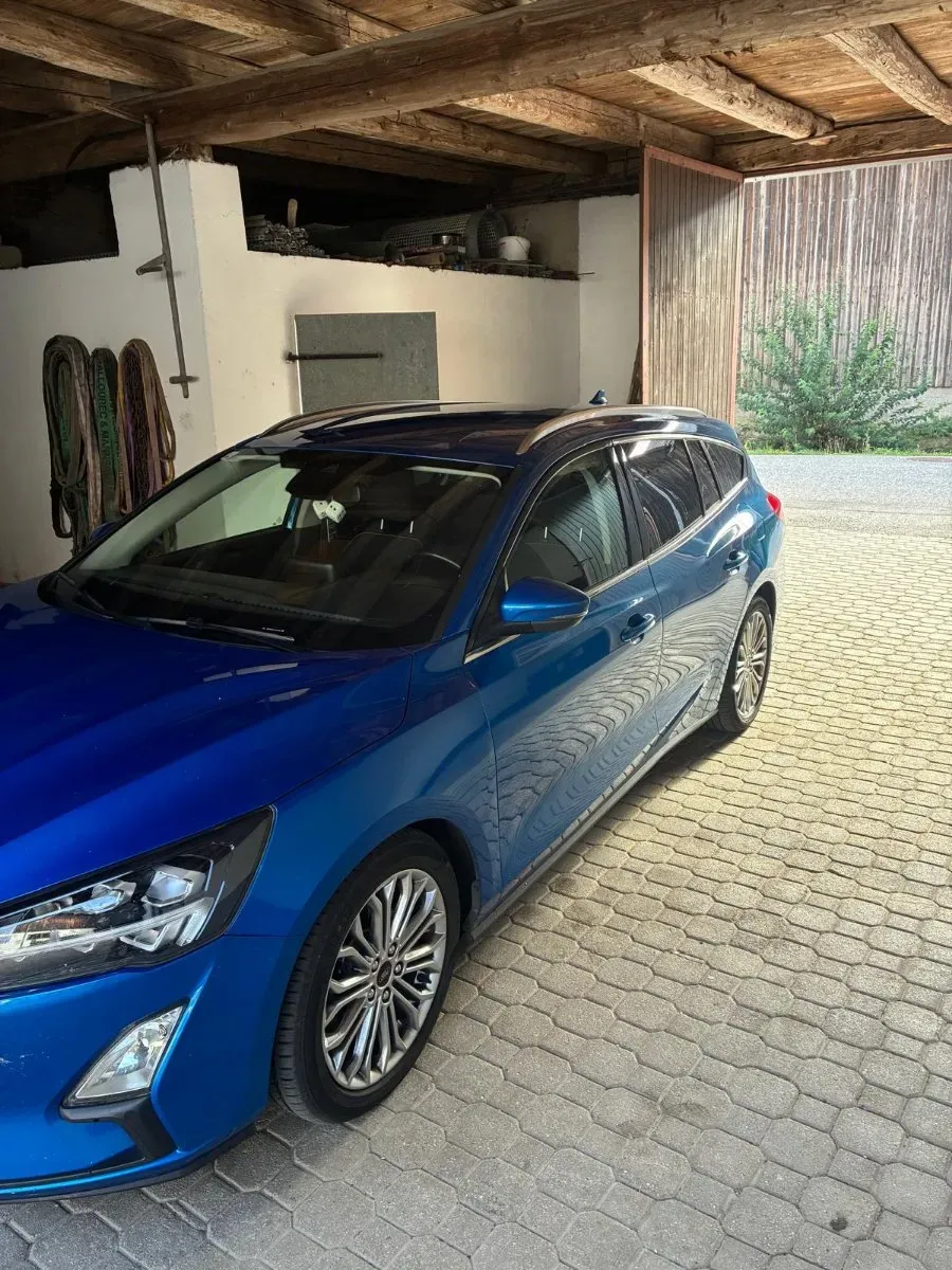 Ford Focus 2019 photo 2
