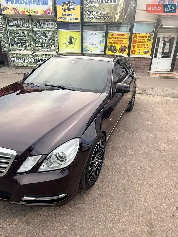 Mercedes-Benz E-Class 2010 photo 3