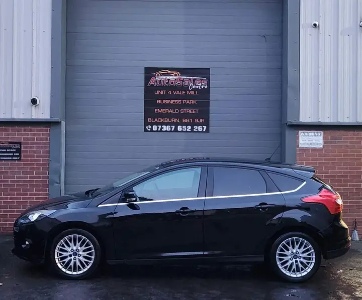 Ford Focus 2014 photo 3
