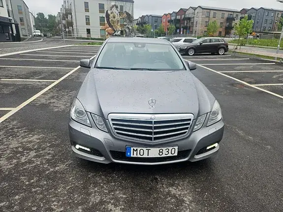 Mercedes-Benz E 220 2010 photo 3