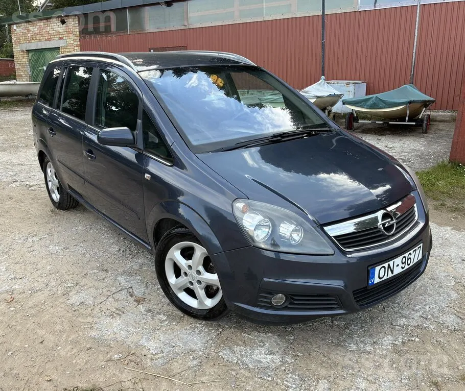 Opel Zafira 2006 photo 2