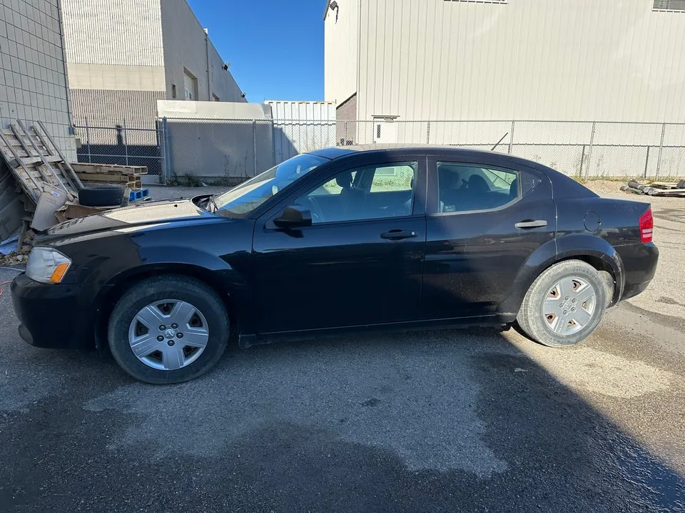Dodge Avenger 2010 photo 3