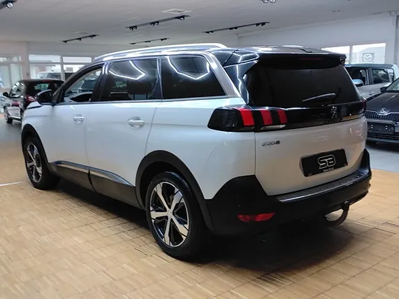 Peugeot 5008 2019 photo 5