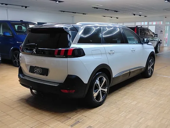 Peugeot 5008 2019 photo 4