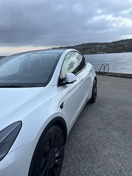 Tesla Model Y 2022 photo 5