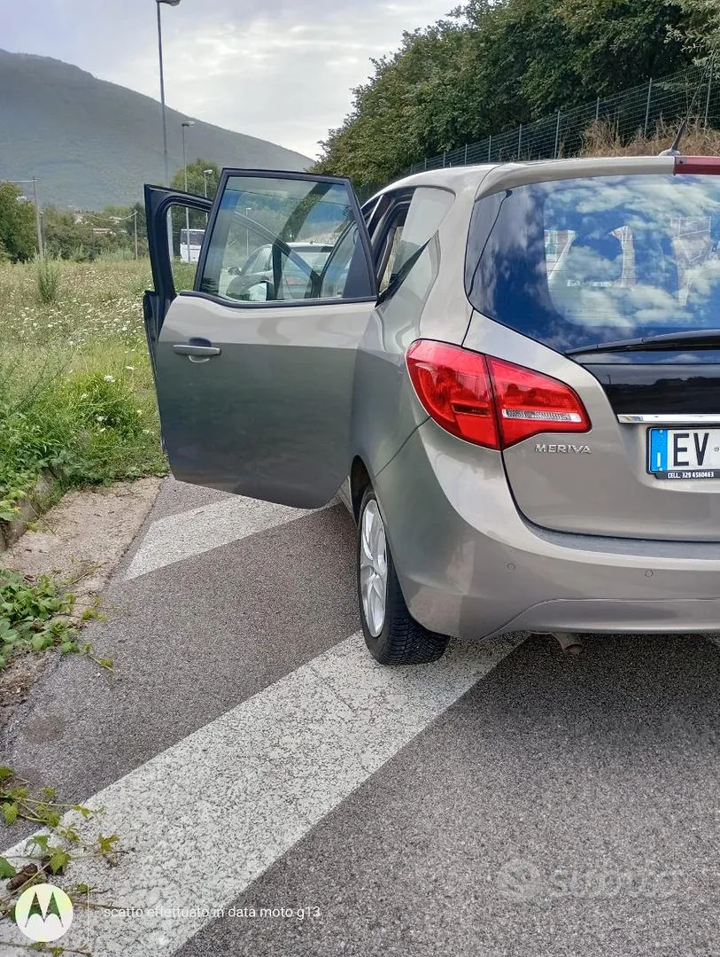 Opel Meriva 2015 photo 2