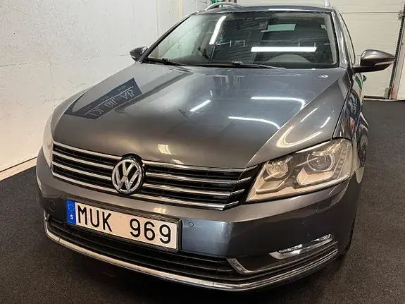 Volkswagen Passat 2012 photo 3