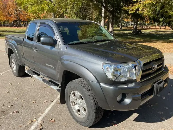 Toyota Tacoma 2010 photo 3
