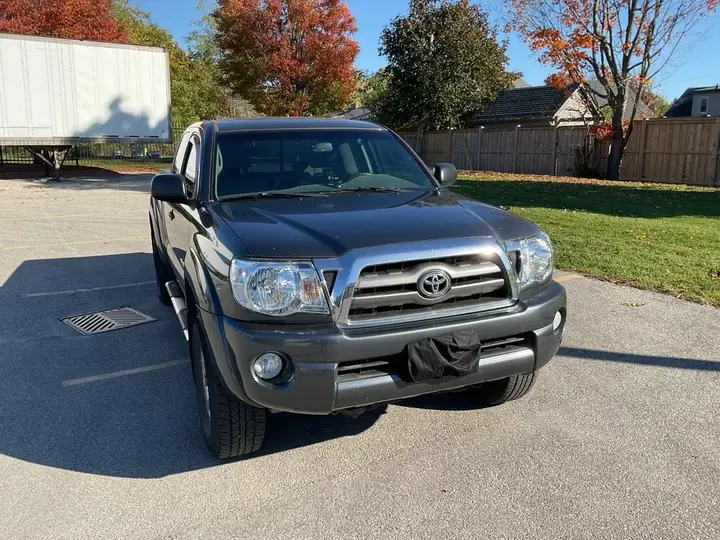 Toyota Tacoma 2010 photo 4
