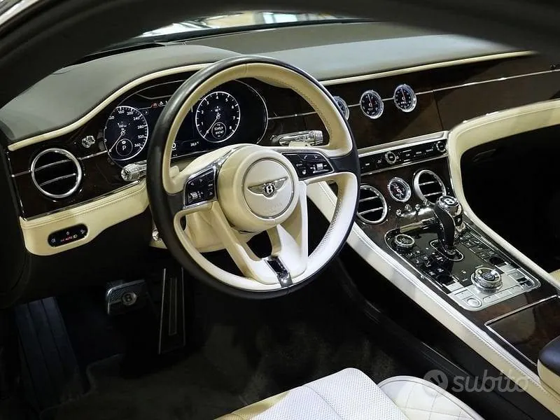 Bentley Continental Gt 2018 photo 4