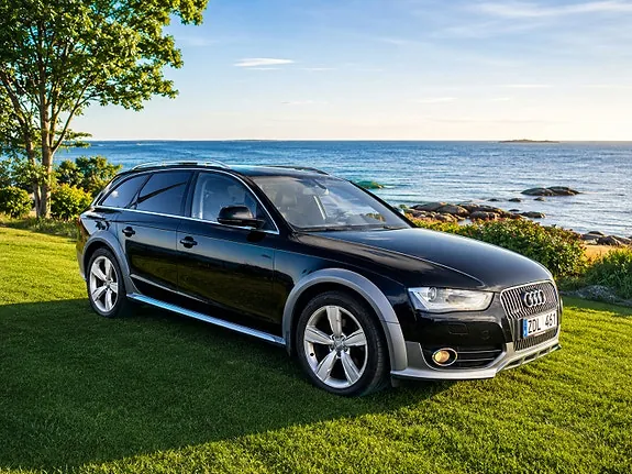 Audi A4 2014 photo 2