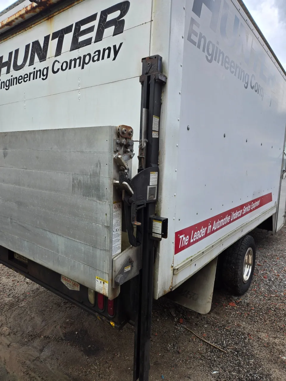 Ford E-450 2002 photo 4