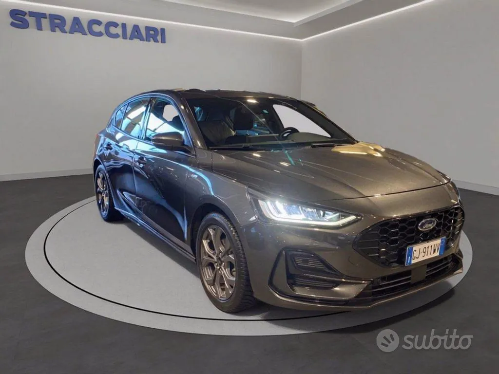 Ford Focus 2022 photo 3