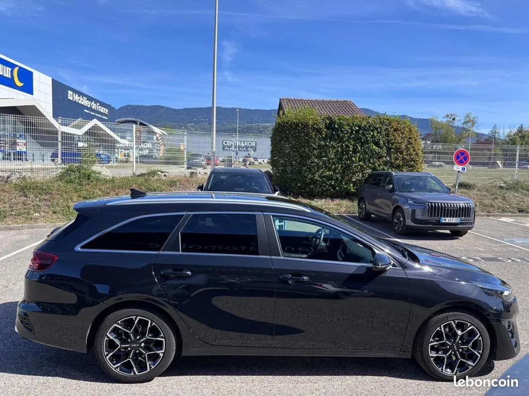 Kia Ceed 2025 photo 4