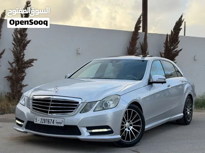 Mercedes-Benz E-Class 2012 photo 2