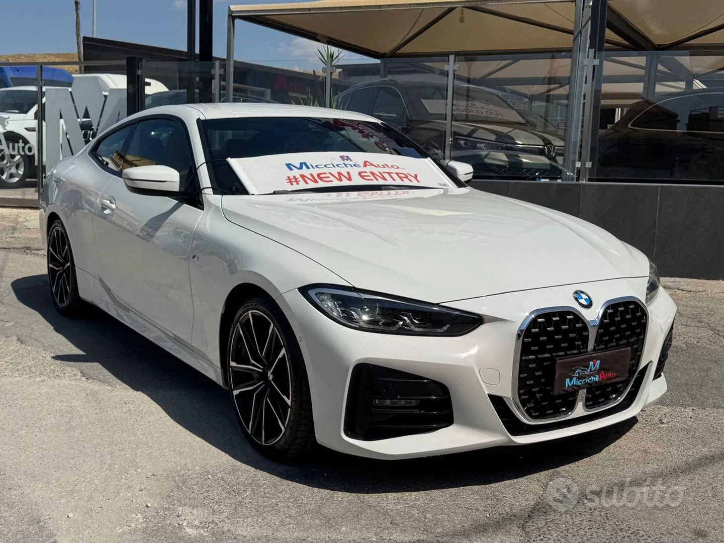 BMW 4 Series 2023 photo 2