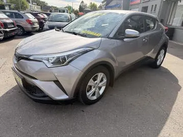 Toyota C-Hr 2018 photo 2