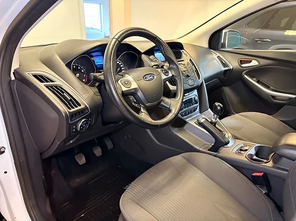 Ford Focus 2013 photo 5