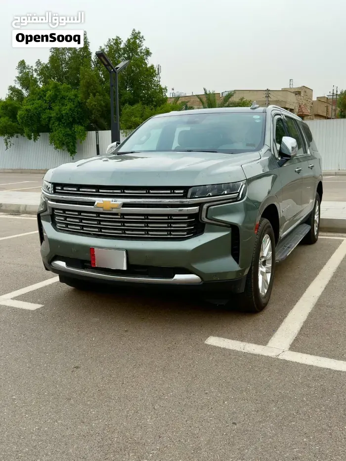 Chevrolet Suburban 2023 photo 2