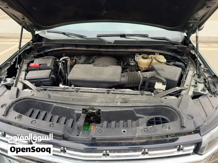 Chevrolet Suburban 2023 photo 4