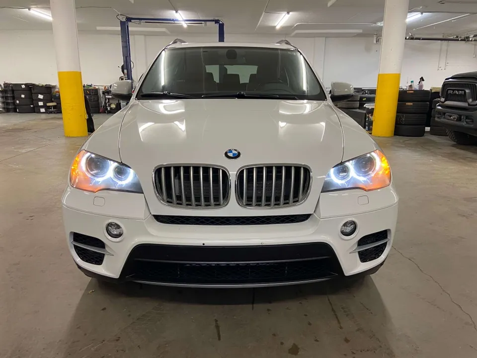 BMW X5 2012 photo 2