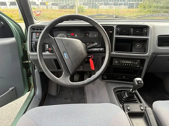 Ford Sierra 1987 photo 5