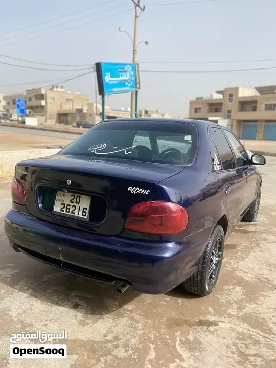 Hyundai Accent 1994 photo 3