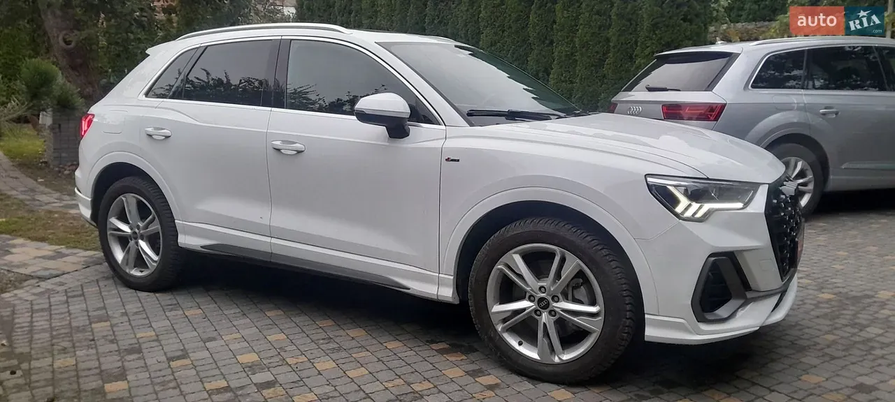 Audi Q3 2021 photo 5