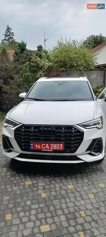Audi Q3 2021 photo 3