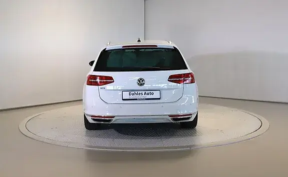 Volkswagen Passat 2017 photo 4