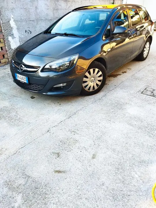 Opel Astra 2015 photo 2