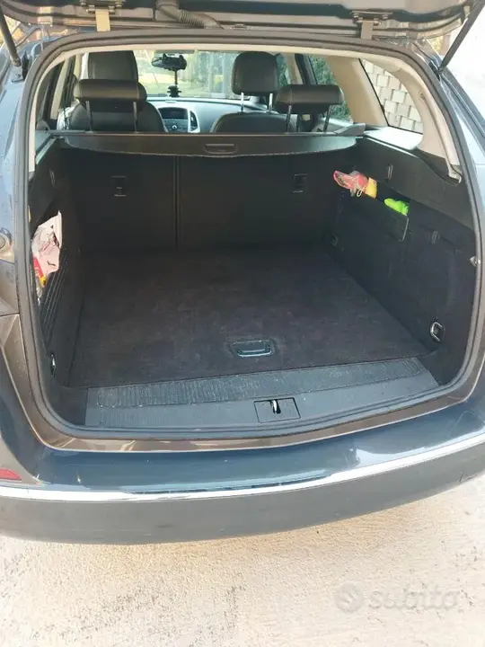 Opel Astra 2015 photo 3