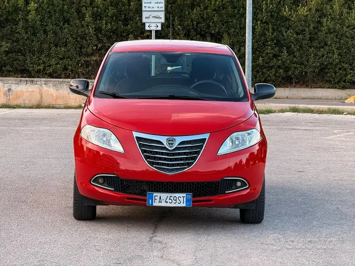 Lancia Ypsilon 2016 photo 3