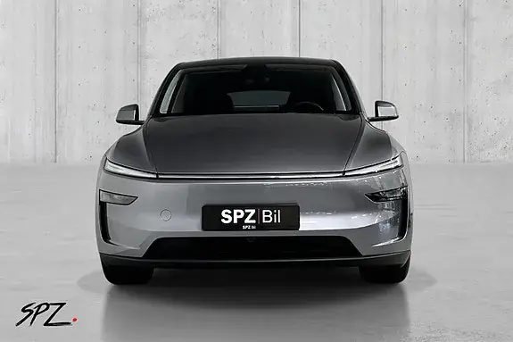 Tesla Model Y 2025 photo 2