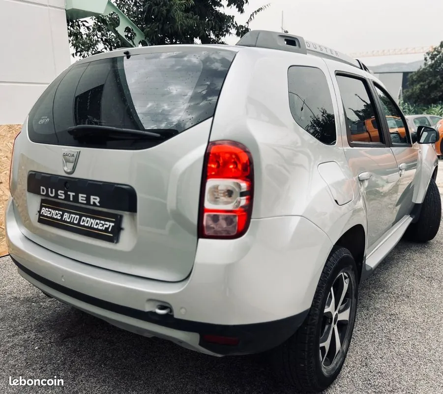 Dacia Duster 2017 photo 4